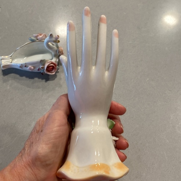 SET 2 Vintage Antique Hand Roses Ring Holders Porcelain Jewelry stand - Picture 7 of 16